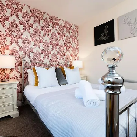 Huge 12 Bedroom Sleep 24 Luxury With 2 Hot Tubs