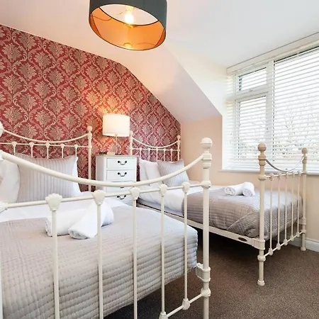 Ferienhaus Huge 12 Bedroom Sleep 24 Luxury With 2 Hot Tubs *