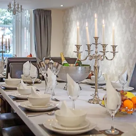 Ferienhaus Huge 12 Bedroom Sleep 24 Luxury With 2 Hot Tubs *