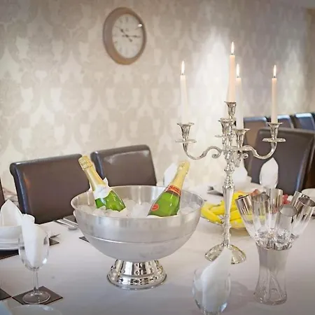 Ferienhaus Huge 12 Bedroom Sleep 24 Luxury With 2 Hot Tubs