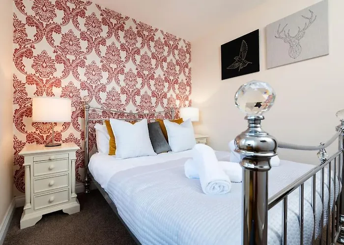 Huge 12 Bedroom Sleep 24 Luxury With 2 Hot Tubs