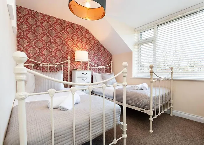 Nyaraló Huge 12 Bedroom Sleep 24 Luxury With 2 Hot Tubs *