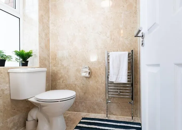 Huge 12 Bedroom Sleep 24 Luxury With 2 Hot Tubs Nyaraló Scarborough