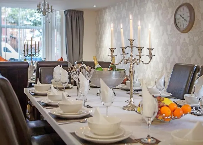 Nyaraló Huge 12 Bedroom Sleep 24 Luxury With 2 Hot Tubs *