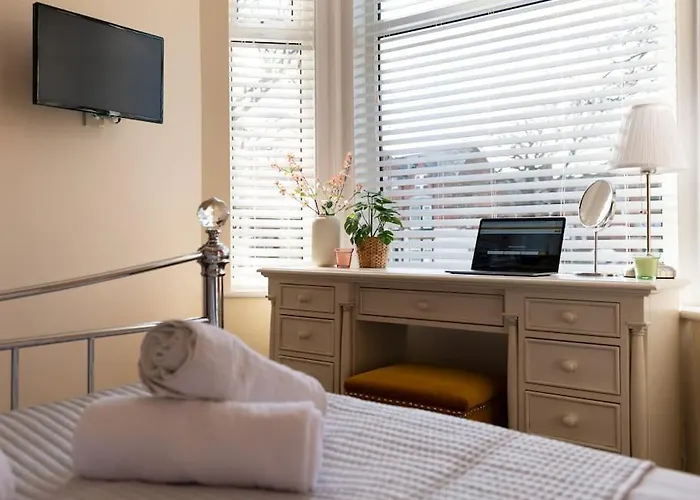 Nyaraló Huge 12 Bedroom Sleep 24 Luxury With 2 Hot Tubs Scarborough