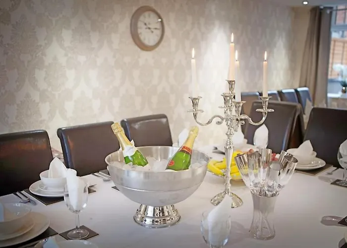 Nyaraló Huge 12 Bedroom Sleep 24 Luxury With 2 Hot Tubs