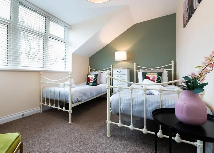 Nyaraló Huge 12 Bedroom Sleep 24 Luxury With 2 Hot Tubs