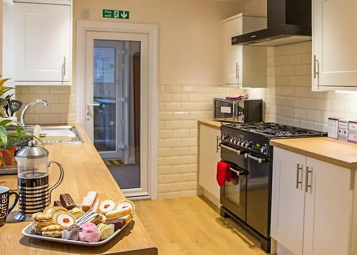 Huge 12 Bedroom Sleep 24 Luxury With 2 Hot Tubs