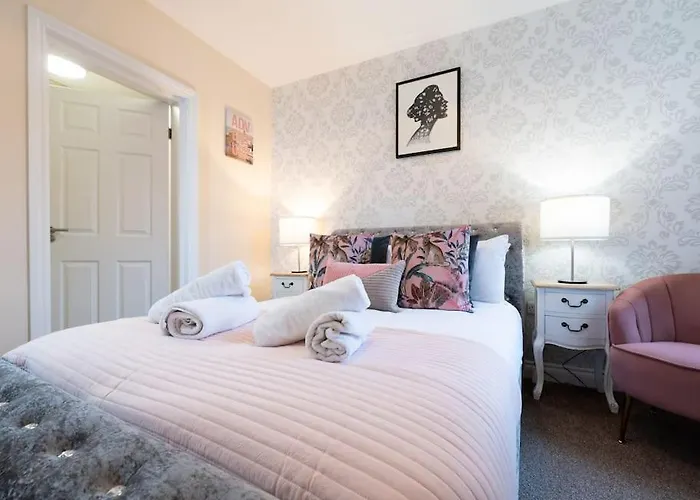 Huge 12 Bedroom Sleep 24 Luxury With 2 Hot Tubs